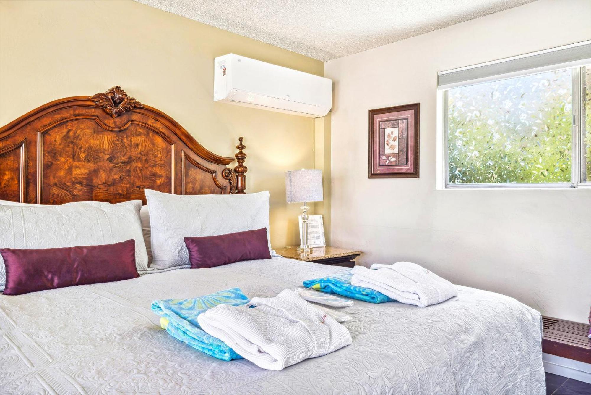 Lido Palms Resort And Spa Desert Hot Springs Room photo