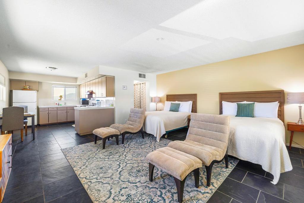 Lido Palms Resort And Spa Desert Hot Springs Room photo